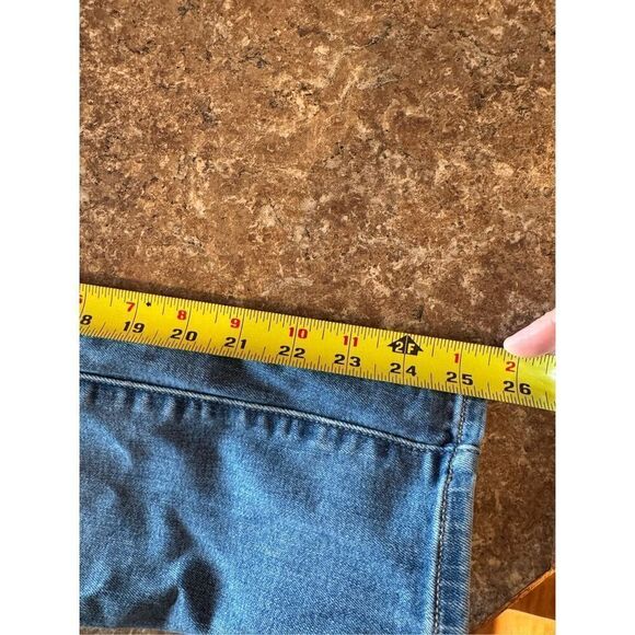 Woman’s American Eagle nexxt level stretch jeans size 8 short - Picture 5 of 5